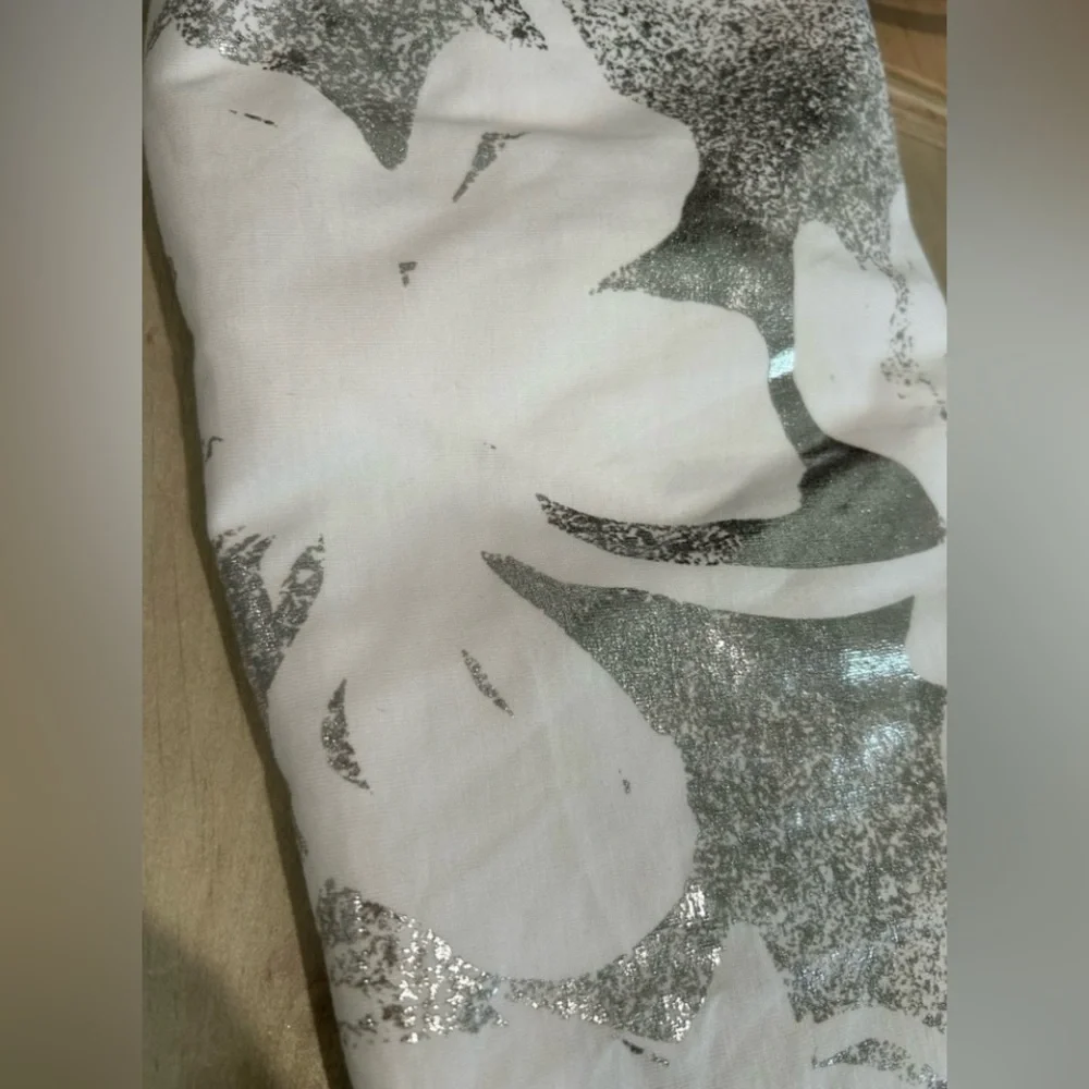 Zara Silver Metallic Floral Foil White T-shirt | Short Sleeves | XL | NWT - Picture 7 of 15